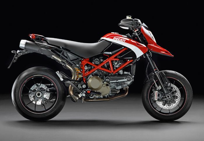 Η Ducati αποκαλύπτει πληροφορίες για τα μοντέλα του 2012